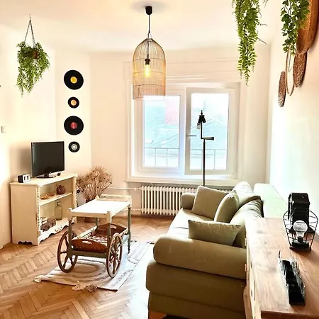 2 Bedroom Apartment *